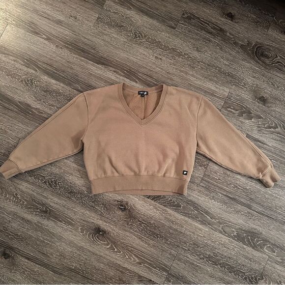 Fundamental Coast V Neck Crop Sweatshirt - Picture 1 of 7